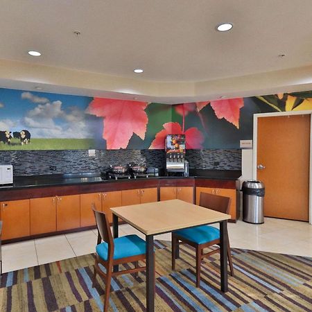 Comfort Inn & Suites Westfield Kültér fotó